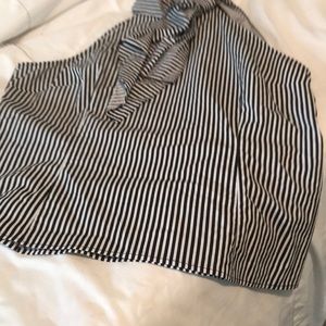 Sleeveless stripes blouse with exaggerated bow